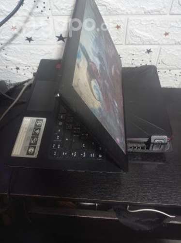Notebook Acer Aspire A314-31 N17Q4 2 años de uso con caragdor universal