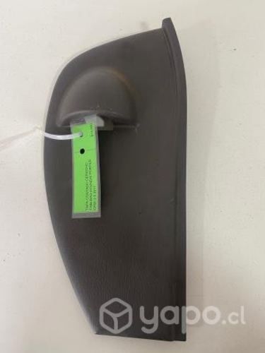 Tapa costado der tablero Hyundai Porter CRDI 2011