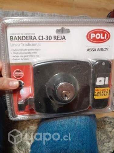 Cerradura de sobreponer bandera CI 30 POLI