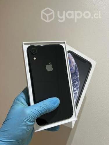 IPhone XR Negro usado en caja en buen estado