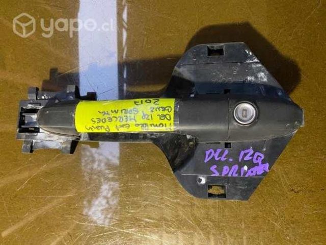 Manilla exterior puerta del izq Benz Sprinter 2017