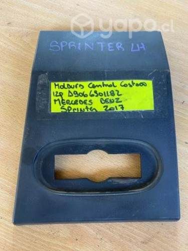 Moldura central costado izq A Sprinter