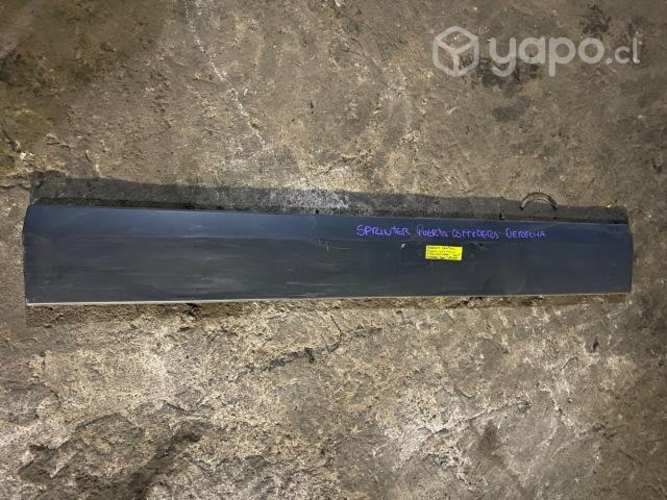 Moldura central pta corredera A Sprinter