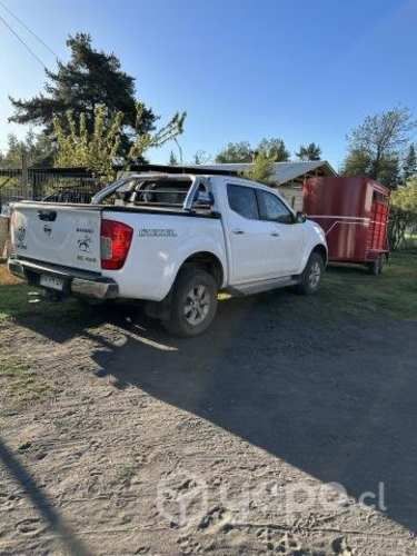 Vendo Nissan np300 2016