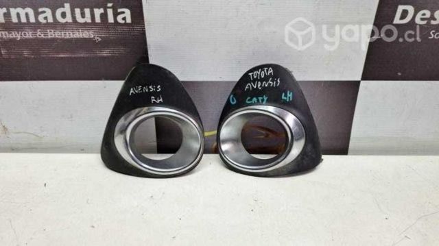 Tapa neblinero Avensis Rh/Lh 2.1