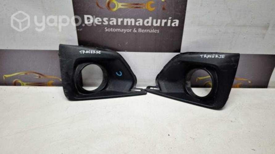 Tapa neblinero Traverse Rh/Lh 2.1