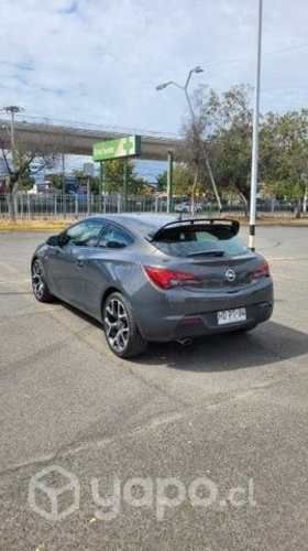Opel astra GTC 2015