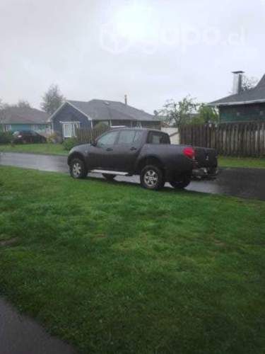 Mitsubishi l200 2016