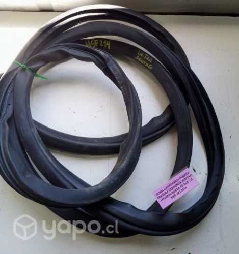 Goma Carroceria Puerta Tras Izq (HSF214) Santa Fe