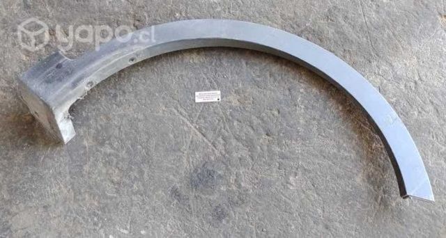 Moldura Pasa Rueda Delantera Der (HSF259) Santa Fe