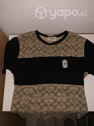 Polera Coach talla S (es como xs)