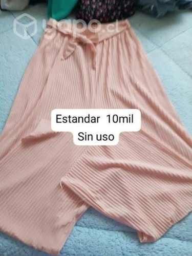 Ropa usada en buen estado