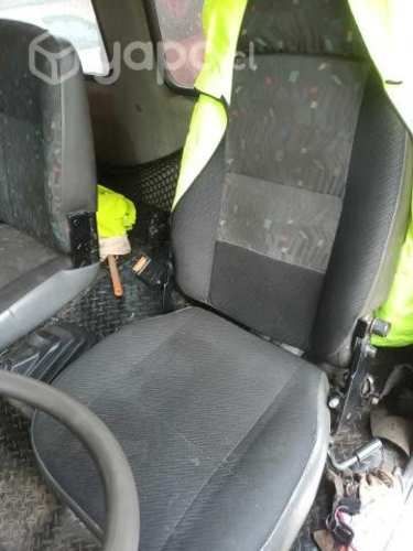 Camion pluma ford cargo