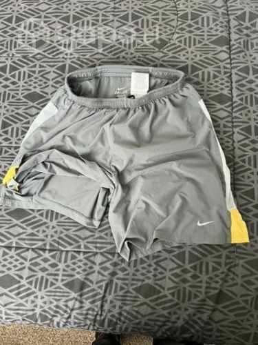 Short Nike