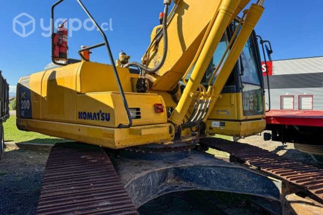 Excavadora komatsu pc200