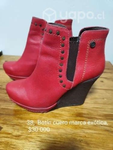 Botines cuero rojos