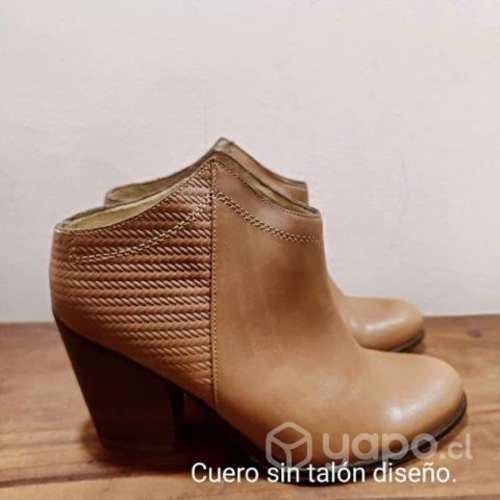 Botin cuero cafe