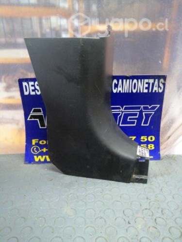 Tapiz cubre pilar delant inferior der MG ZS 2019