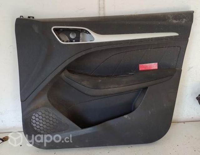 Tapiz Puerta Delantera Derecha (MGZ080) MG ZS 2020
