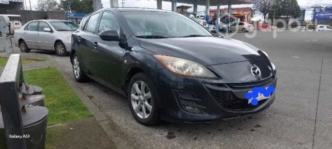 Mazda 3 2010 hatchback