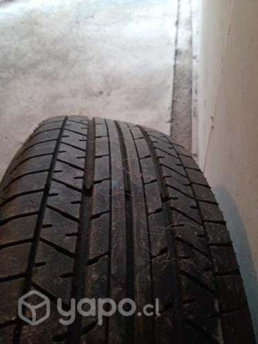 Neumatico Yokohama 225/65/r17