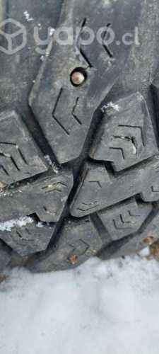 Neumaticos con clavo