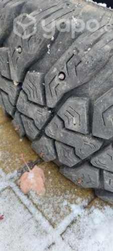 Neumaticos con clavo