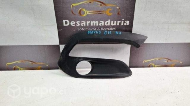 Tapa neblinero MaXus G10 Rh 2.1