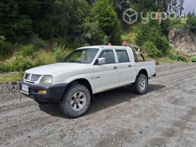 Camioneta Mitsubishi 4x4