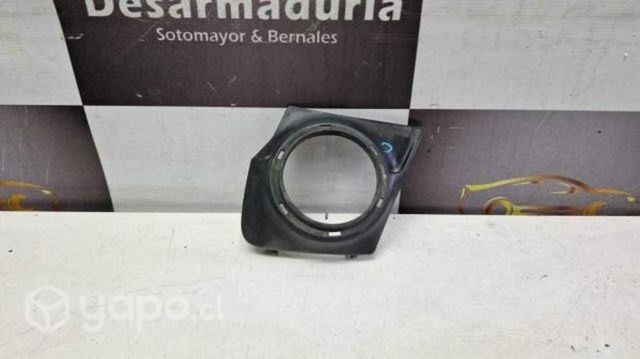 Tapa neblinero L200 2016 a 2018 2.1