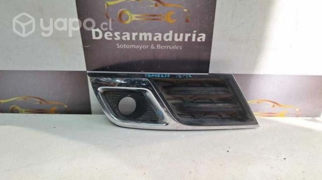 Tapa neblinero Traverse 2013 a 2017 Rh 2.1