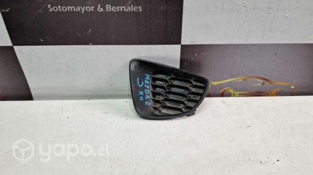 Tapa neblinero Mazda 2 Rh 2.1