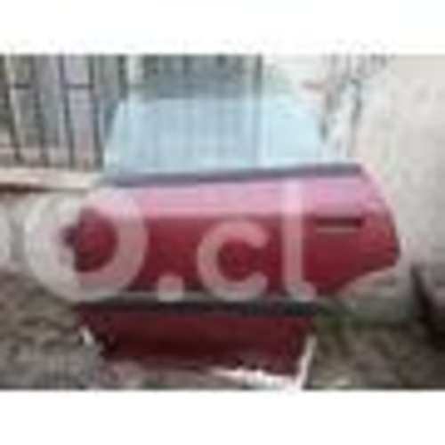 Subaru legacy 1992: puerta trasera