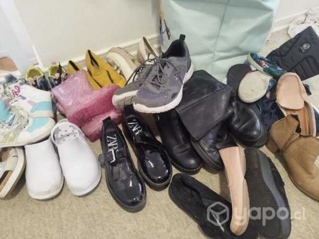 Regalo de zapatos y ropa