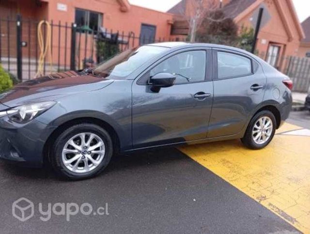 Mazda 2 2017