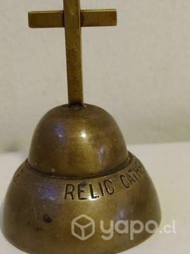 Campana antigua de bronce de 1911