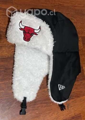 Gorros con orejas BULLS