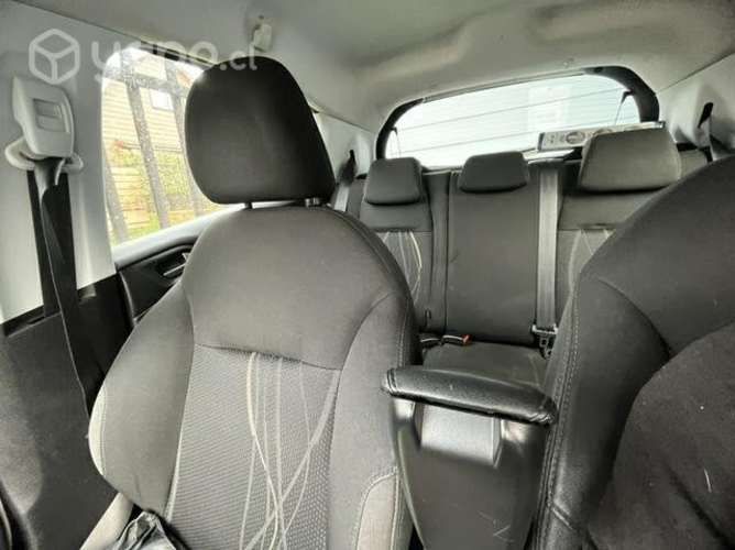 Peugeot 208 active 2013 1.2