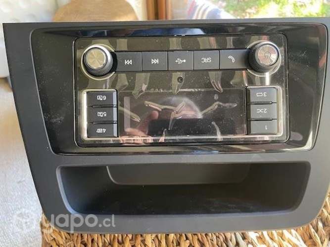 Radio auto MG ZSAT 2024 nueva