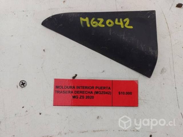 Moldura Interior Puerta Trasera Der (MGZ042) MG ZS