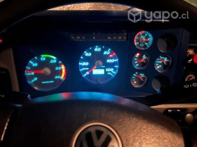 Volkswagen worker 17310