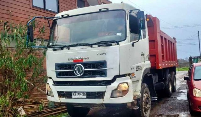 Vendo camion dongfeng 16m3 año 2010
