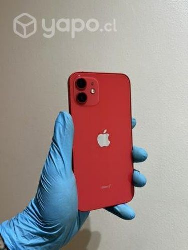 IPhone 12 rojo usado en caja en buen estado