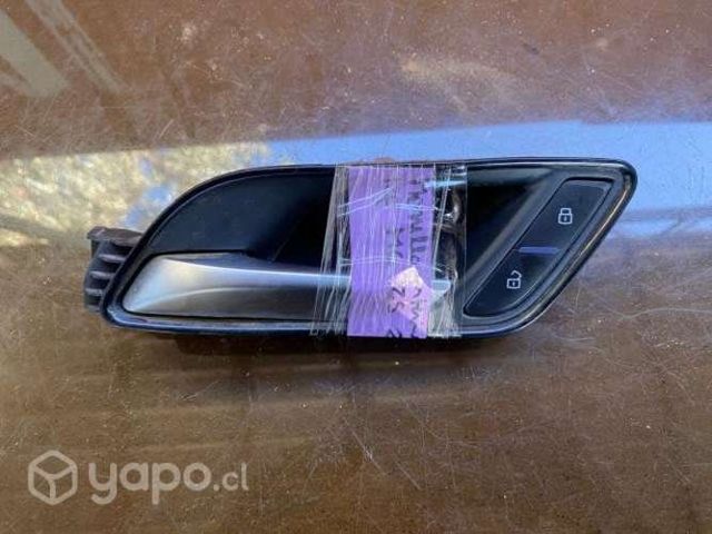 Manilla interior puerta delantera izq MG ZS 2020