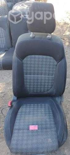 Juego Asientos Detalle torcido (MGZ114) MG ZS 2020