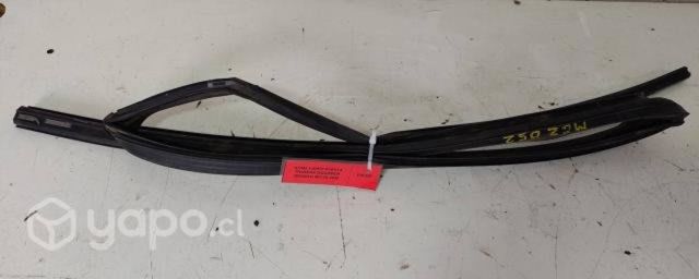 Goma Vidrio Puerta Trasera Izq (MGZ052) MG ZS