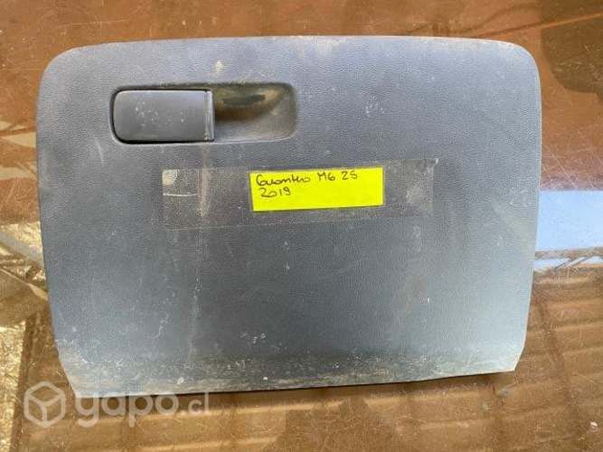 Guantera tablero MG ZS 2019