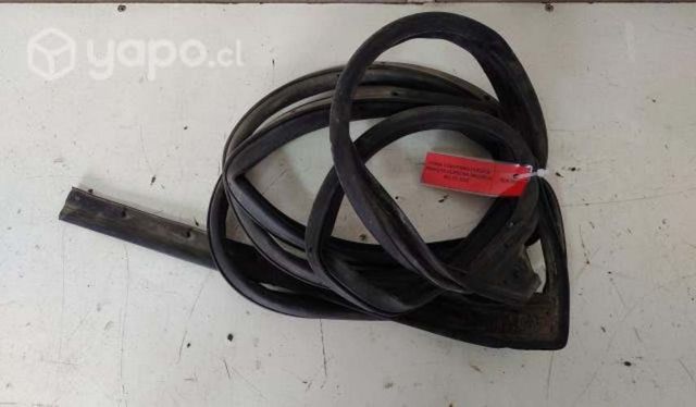 Goma Contorno Puerta Trasera Der (MGZ074) MG ZS