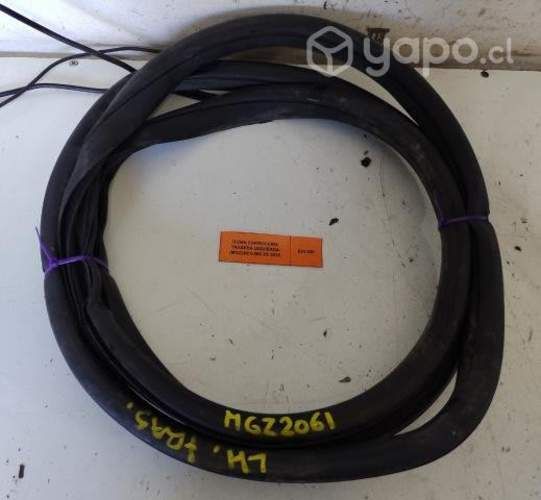 Goma Carroceria Trasera Izquierda (MGZ2061) MG ZS