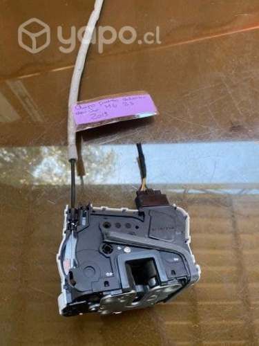 Chapa puerta delantera derecha MG ZS 2019